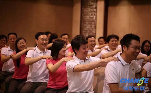 大学生素质拓展训练活动总结