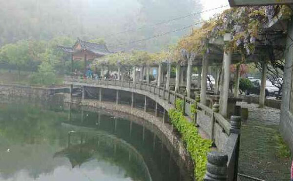 武汉临安碧雪湖团建活动基地