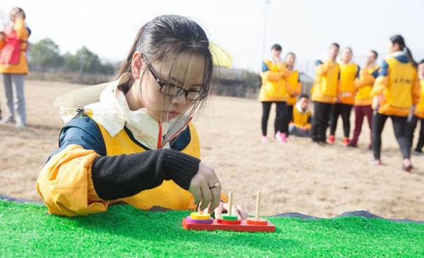 团队圣塔移动步骤需要多少步