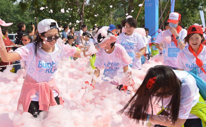 Bubble Run 泡泡跑 “让我们再孩子一次”