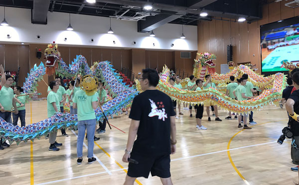 拓展项目舞龙怎么玩