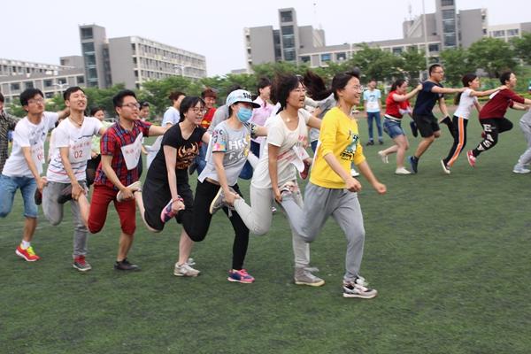 适合团队玩的游戏室内无道具