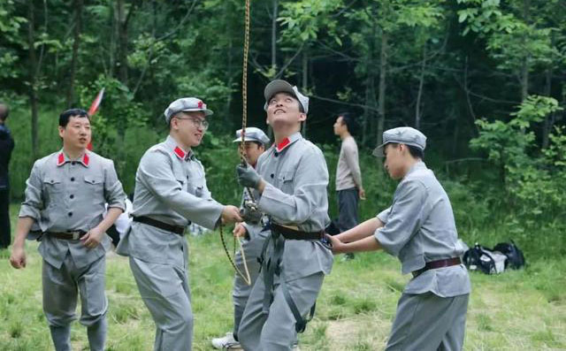学党史红色拓展训练
