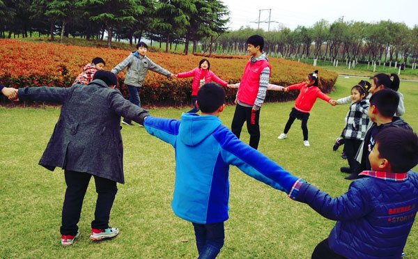 幼儿园晨会互动循环小游戏