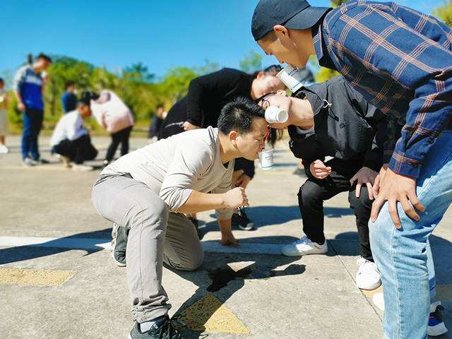 公司小团队拓展游戏
