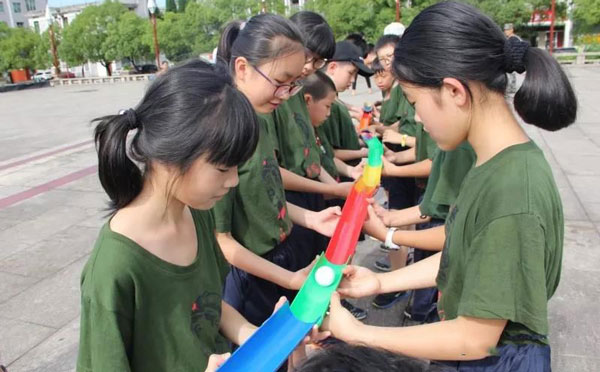 适合企业户外拓展玩的游戏