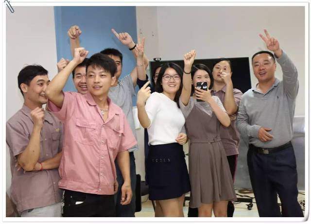 好玩的室内集体游戏 简单好玩的集体小游戏