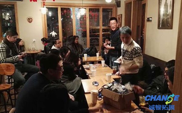 简单好玩的聚会游戏 活跃气氛的聚会游戏