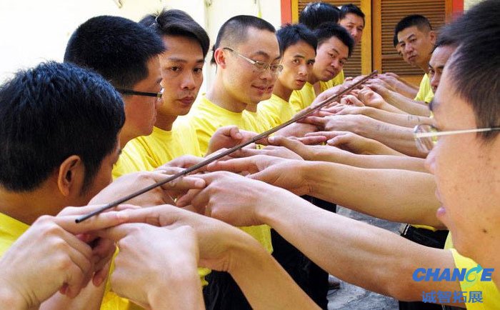 拓展项目齐眉棍