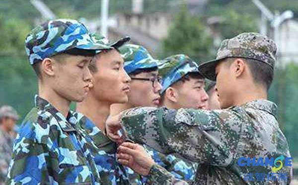 高一军训心得体会800字四篇