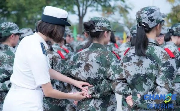 大学参加军训结束感言