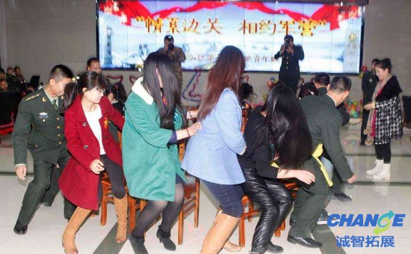 经典晚会游戏 抢凳子游戏规则