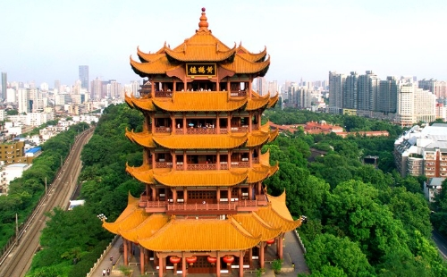 黄鹤楼白天好玩还是晚上好玩