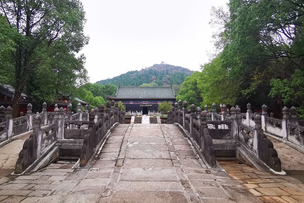 明楚王墓地宫可以进去吗 明楚王墓好不好玩