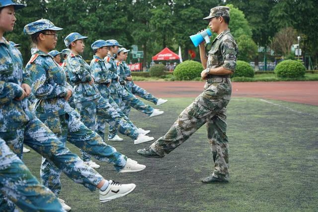 高中军训励志口号