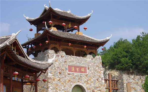 黄陂锦里土家风情谷旅游区