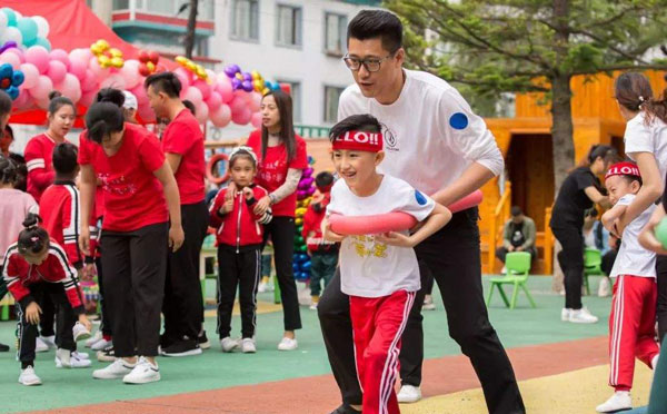 两人在家能玩什么亲子游戏