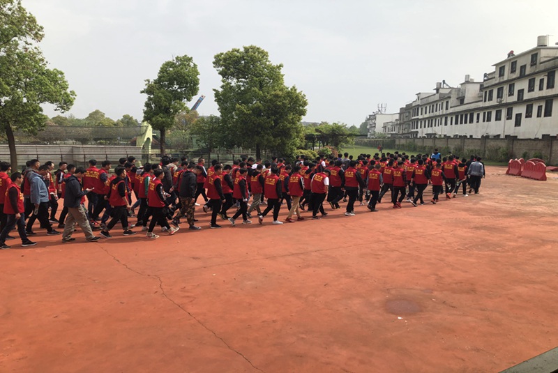 怎么策划一场合格的团建拓展活动呢？