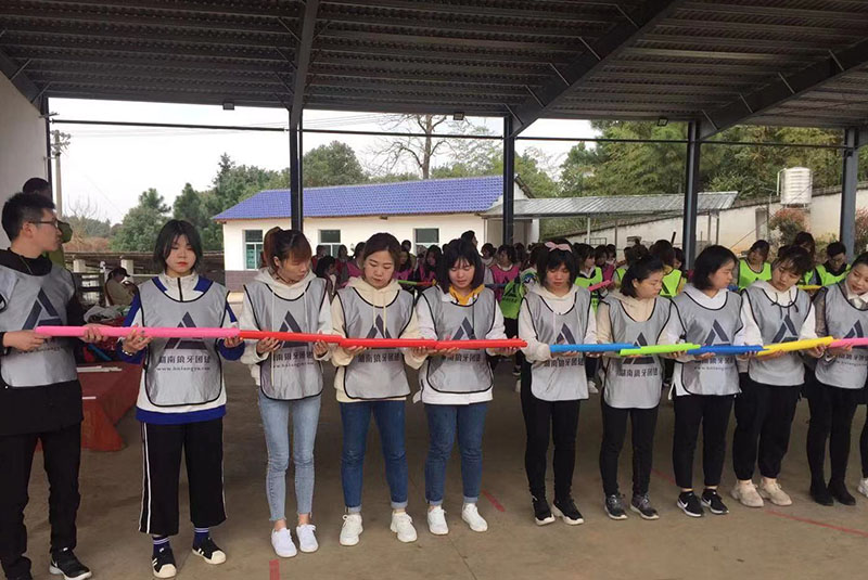 户外拓展训练有助于提升企业竞争力