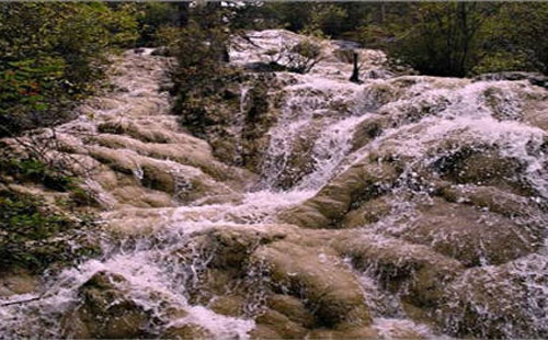 十堰黄龙滩旅游度假区拓展基地