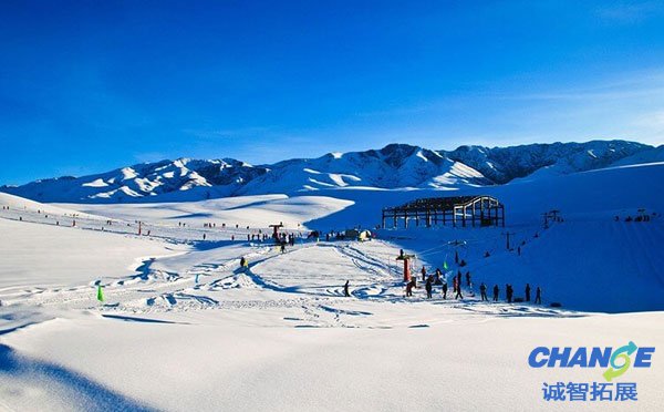 哈尔滨亚布力滑雪场 – 亚洲最长的高山滑雪道