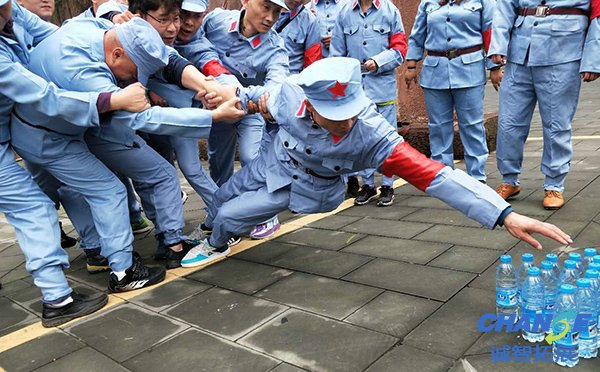 群龙取水