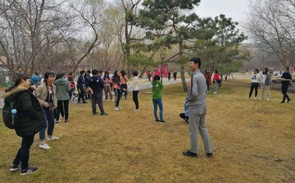 北京玉渊潭公园素质拓展训练