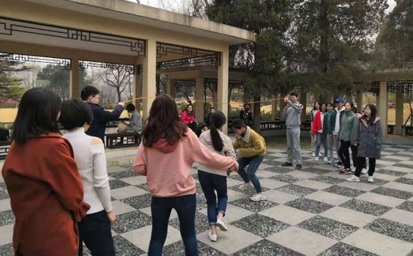 北京玉渊潭公园素质拓展训练