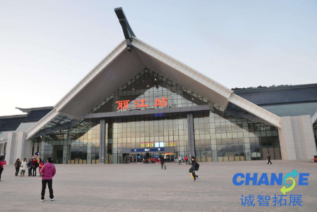 丽江旅游得多少费用