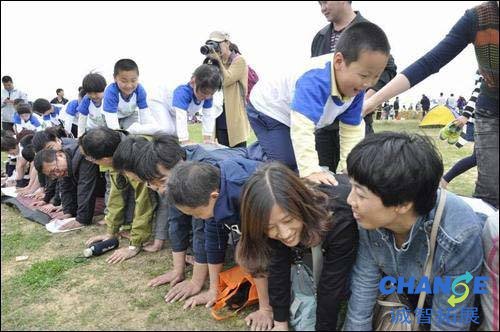 春节自己开车带宝宝回老家过年需要注意什么？需要准备哪些药？