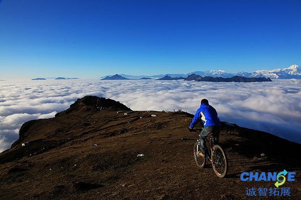 牛背山最佳旅游时间，什么时候去牛背山最好
