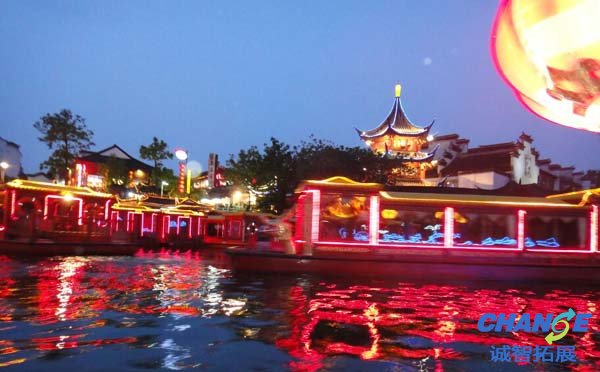 南京秦淮河画舫夜景图片