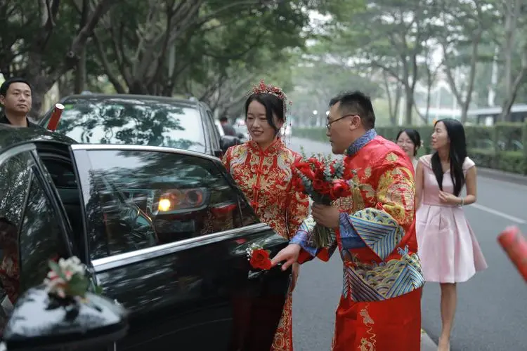 接亲堵门游戏攻略  结婚好玩的游戏