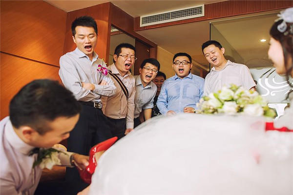 20个有创意的结婚堵门游戏推荐(图2)