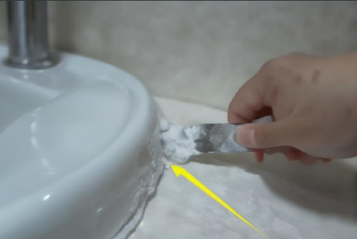 塑钢泥多久才能碰水(图1)