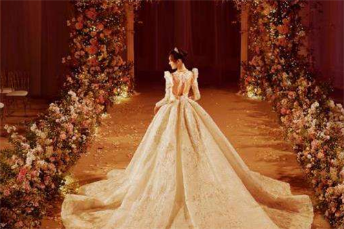 祝两位新婚快乐句子有哪些 参加婚礼要注意哪些(图6) 祝两位新婚快乐句子有哪些 参加婚礼要注意哪些(图6)