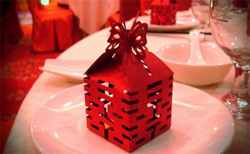 跨省结婚怎么办婚礼 异地结婚办酒席注意什么(图4) 跨省结婚怎么办婚礼 异地结婚办酒席注意什么(图4)
