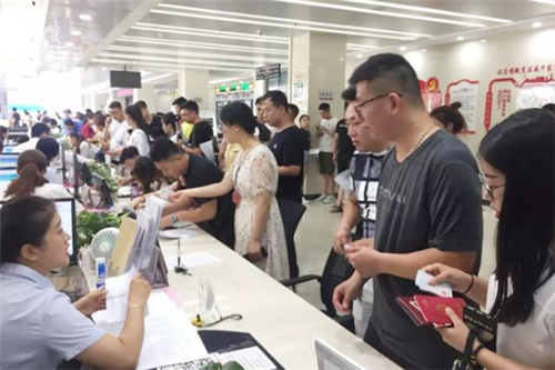领结婚证的说说有哪些 领结婚证要哪些手续(图4) 领结婚证的说说有哪些 领结婚证要哪些手续(图4)