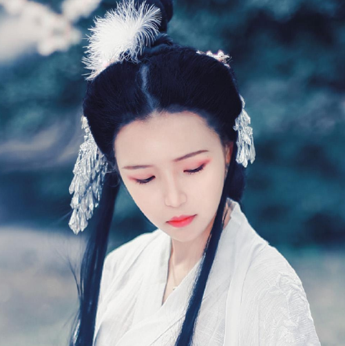 比自己大的女生怎么追 怎么哄比自己大的女朋友(图2) 比自己大的女生怎么追 怎么哄比自己大的女朋友(图2)