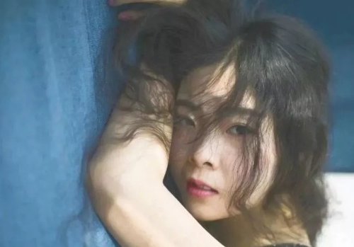 比自己大的女生怎么追 怎么哄比自己大的女朋友(图3) 比自己大的女生怎么追 怎么哄比自己大的女朋友(图3)