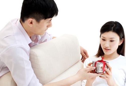 老公没有担当怎么办,要不要离婚 怎么对付没有责任心的老公(图2) 老公没有担当怎么办,要不要离婚 怎么对付没有责任心的老公(图2)