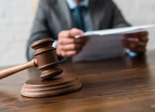 离婚第一次开庭法官会问什么 离婚开庭不能说什么(图2) 离婚第一次开庭法官会问什么 离婚开庭不能说什么(图2)