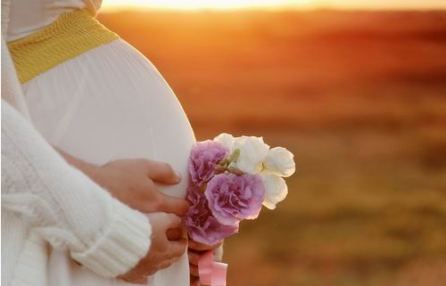 孕妇能拍x光片吗 怀孕多久可以拍x光片(图1) 孕妇能拍x光片吗 怀孕多久可以拍x光片(图1)