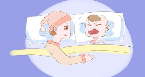 三个多月的宝宝频繁夜醒怎么回事 三个月的宝宝睡觉不踏实总是摇头(图1) 三个多月的宝宝频繁夜醒怎么回事 三个月的宝宝睡觉不踏实总是摇头(图1)