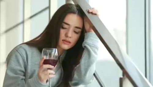 女人喝醉了说的话是心里话吗 女人喝醉了应该怎么办