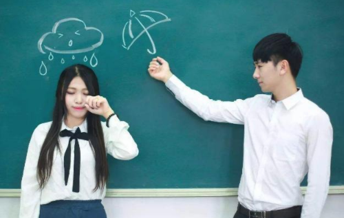 男生会嫌弃女生学历低吗 男生都想娶学历高的女生吗(图3) 男生会嫌弃女生学历低吗 男生都想娶学历高的女生吗(图3)