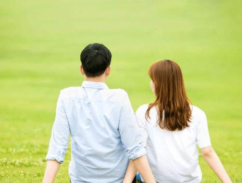 喜欢一个女生要怎么去追 女生有哪几种表现就别追了(图4) 喜欢一个女生要怎么去追 女生有哪几种表现就别追了(图4)