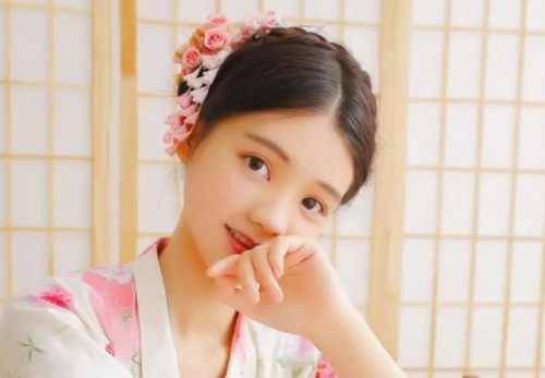 怎么找话题跟女生聊天 可以和女生聊的话题有哪些(图1) 怎么找话题跟女生聊天 可以和女生聊的话题有哪些(图1)