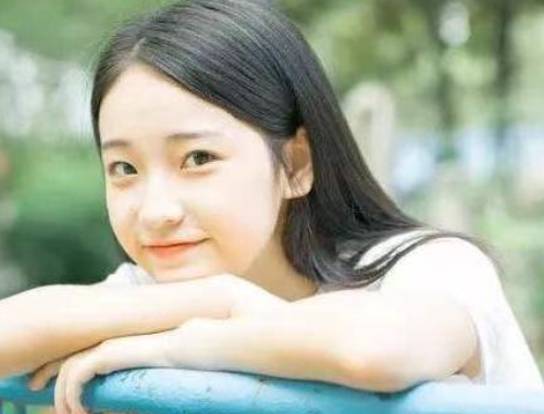 怎么找话题跟女生聊天 可以和女生聊的话题有哪些(图2) 怎么找话题跟女生聊天 可以和女生聊的话题有哪些(图2)