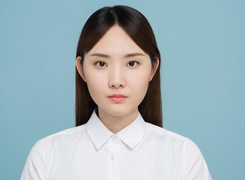 拍证件照穿什么衣服好看 红底证件照穿什么衣服拍好看(图2) 拍证件照穿什么衣服好看 红底证件照穿什么衣服拍好看(图2)